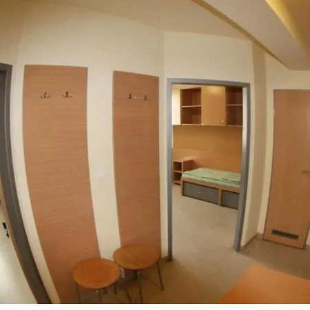 Urbannest Private