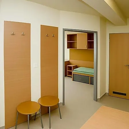 Hostel Urbannest Private *
