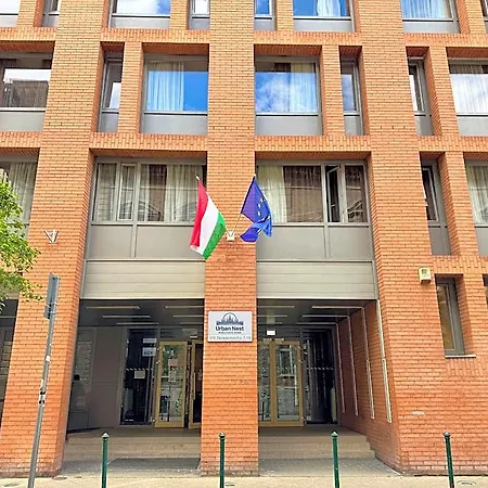 Hostel Urbannest Private *