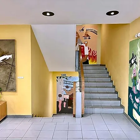 Hostel Urbannest Private