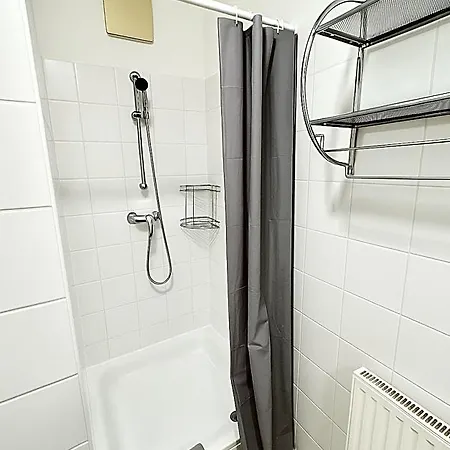 Urbannest Private Hostel