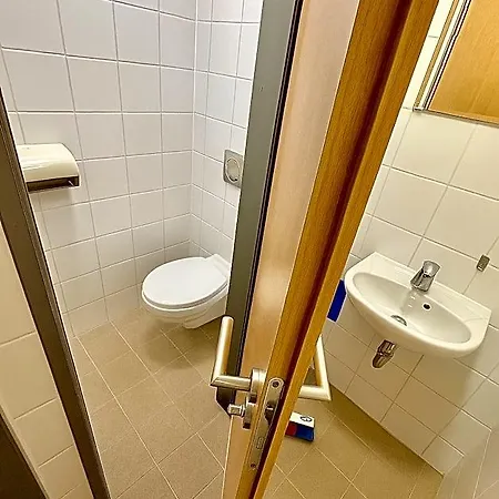 Urbannest Private Hostel *